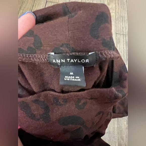 Ann Taylor Cheetah Print Turtleneck! - Picture 5 of 5